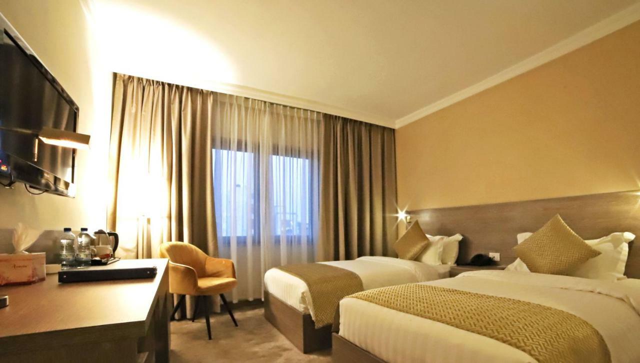 The Sanrock Hotel Амман Экстерьер фото
